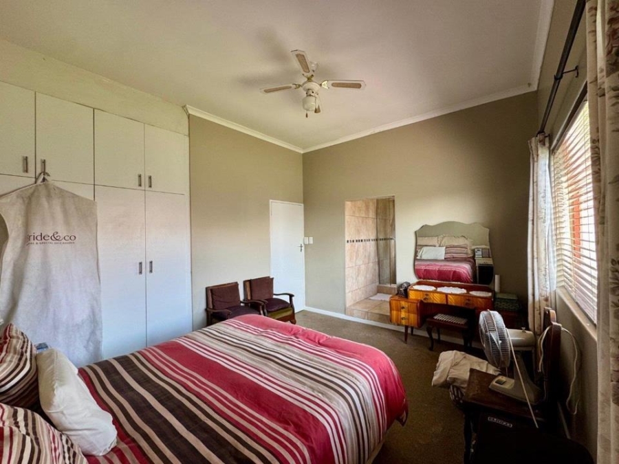 4 Bedroom Property for Sale in Rouxville Western Cape